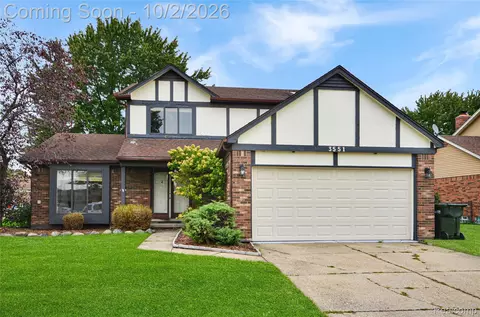 3551 Chippendale Dr, Sterling Heights, MI 48310