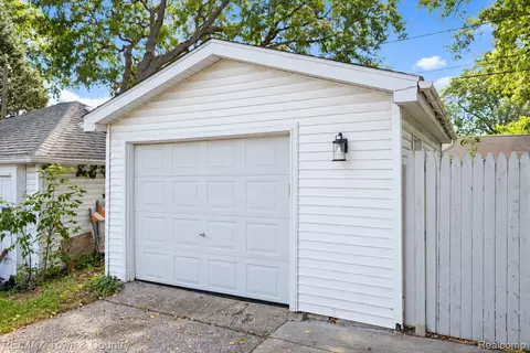 Other - 701 Saint Clair Ave, Flint, MI 48504 photo 4 of 4