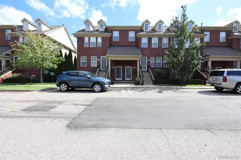 23312 Cornerstone Village Dr, Southfield, MI 48075