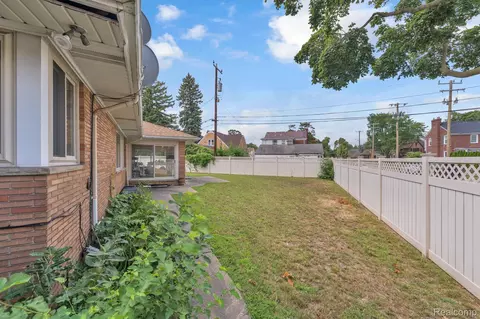 Exterior - 7771 Esper Blvd, Dearborn, MI 48126 photo 6 of 9