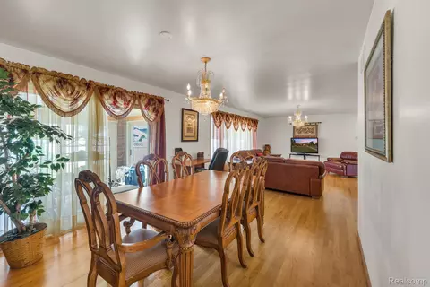 Dining - 7771 Esper Blvd, Dearborn, MI 48126 photo 2 of 2