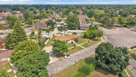 View/Area - 7771 Esper Blvd, Dearborn, MI 48126 photo 3 of 11