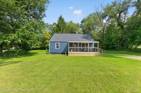 160 Kuhn St, Unadilla, MI 48137