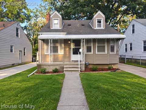 1523 Etowah Ave, Royal Oak, MI 48067