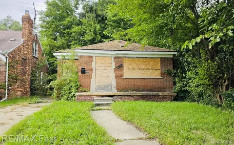 17341 Albion St, Detroit, MI 48234