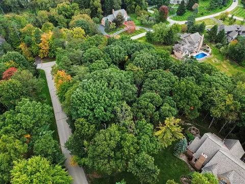 0 Fieldstone Rdg, Independence, MI 48348 photo 22
