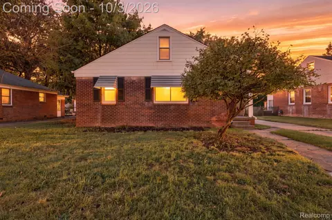 16543 Five Points St, Redford, MI 48240