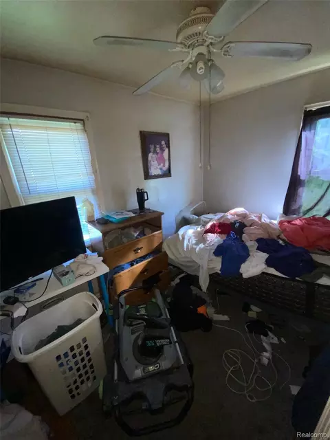 Bedroom - 4643 Winifred St, Wayne, MI 48184 photo 1 of 1