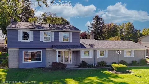 7074 Grenadier Ct, Shelby Township, MI 48317