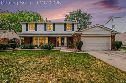 36641 Munger Dr, Livonia, MI 48154