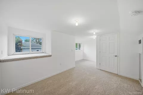 Bedroom - 1309 Saint Clair Blvd, Algonac, MI 48001 photo 10 of 11