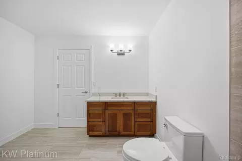 Bath - 1309 Saint Clair Blvd, Algonac, MI 48001 photo 7 of 10