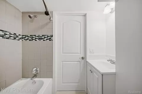 Bath - 1309 Saint Clair Blvd, Algonac, MI 48001 photo 10 of 10