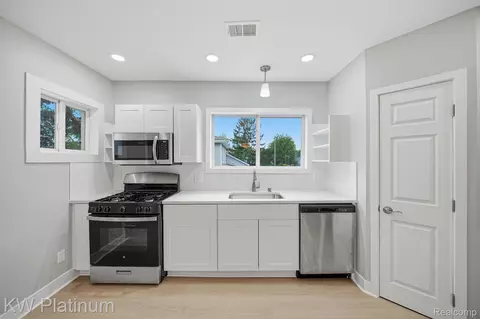 Kitchen - 1309 Saint Clair Blvd, Algonac, MI 48001 photo 3 of 3