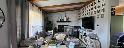 Living - 1069 Elodie Dr, Flint, MI 48532 photo 1 of 1