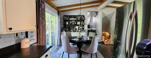 Dining - 1069 Elodie Dr, Flint, MI 48532 photo 2 of 2