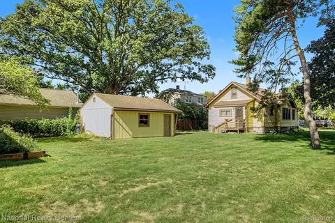 Exterior - 419 John M Ave, Clawson, MI 48017 photo 5 of 6