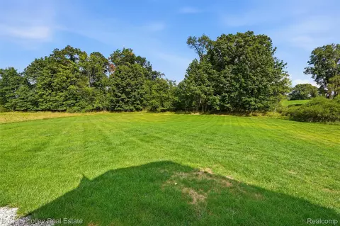 Exterior - 3703 Jesse Dr, Marion, MI 48843 photo 2 of 4