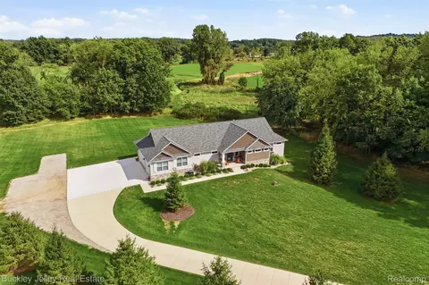 3703 Jesse Dr, Marion, MI 48843