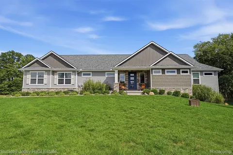 Exterior - 3703 Jesse Dr, Marion, MI 48843 photo 4 of 4