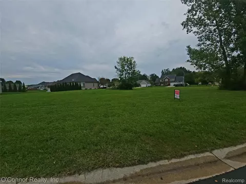 277 Liberty Ave, Marysville, MI 48040