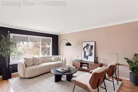 Living - 27262 Thomas Ave, Warren, MI 48092 photo 1 of 3