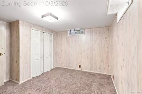 Bedroom - 27262 Thomas Ave, Warren, MI 48092 photo 8 of 8