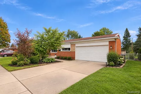 Other - 27262 Thomas Ave, Warren, MI 48092 photo 3 of 12