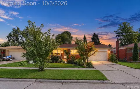 27262 Thomas Ave, Warren, MI 48092