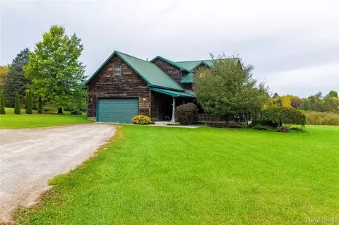 5040 Hemingway Lake Rd, Marathon, MI 48464
