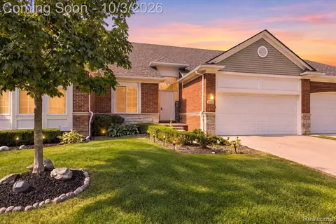 49207 Pond Place Dr #122, Shelby Township, MI 48315