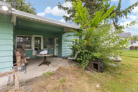 Exterior - 1231 Vine St, Adrian, MI 49221 photo 1 of 2
