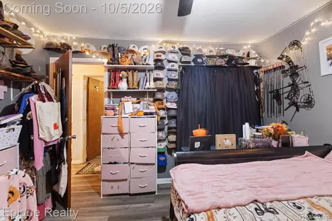 Bedroom - 1231 Vine St, Adrian, MI 49221 photo 4 of 7