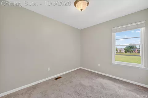 Bedroom - 2824 Roundtree Dr, Troy, MI 48083 photo 1 of 6