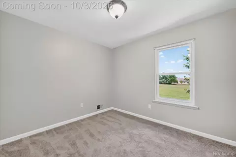 Bedroom - 2824 Roundtree Dr, Troy, MI 48083 photo 4 of 6