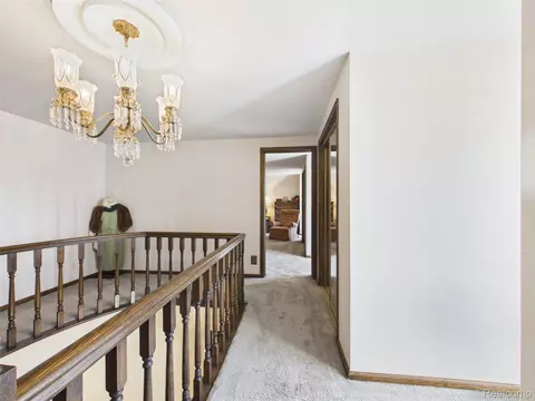 Entry Way - 9515 E Bristol Rd, Davison, MI 48423 photo 8 of 10
