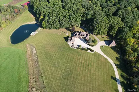 View/Area - 9515 E Bristol Rd, Davison, MI 48423 photo 8 of 9