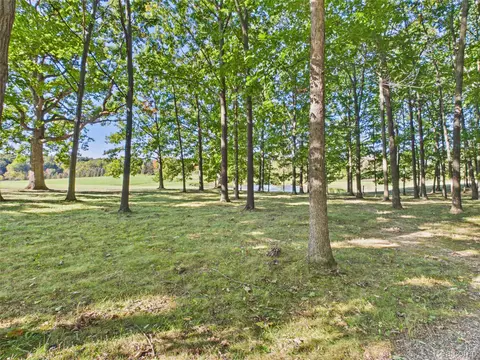Exterior - 9515 E Bristol Rd, Davison, MI 48423 photo 16 of 22