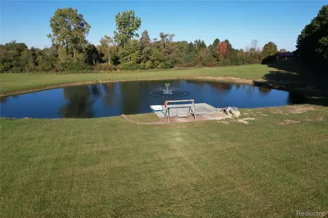 View/Area - 9515 E Bristol Rd, Davison, MI 48423 photo 3 of 9