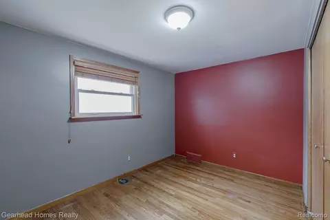 Bedroom - 3356 Harding St, Dearborn, MI 48124 photo 3 of 6