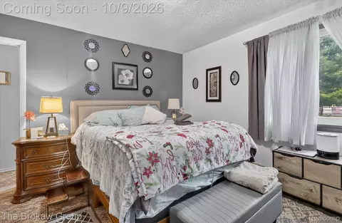 Bedroom - 3380 W Hill Rd, Mundy, MI 48507 photo 4 of 11