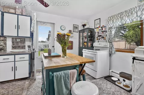 Kitchen - 3380 W Hill Rd, Mundy, MI 48507 photo 1 of 4