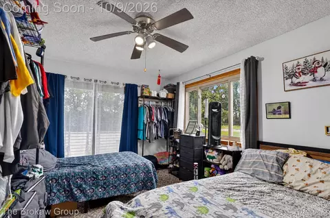 Bedroom - 3380 W Hill Rd, Mundy, MI 48507 photo 6 of 11