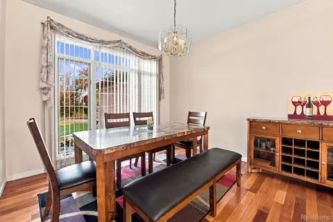 Dining - 19046 Abbey Ct, Brownstown, MI 48193 photo 1 of 1