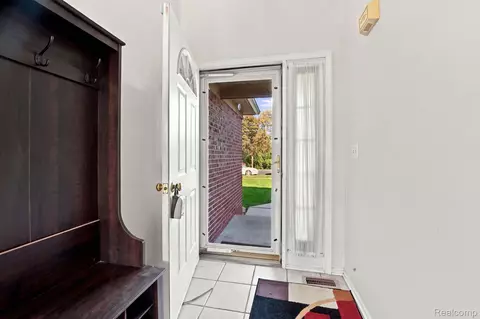Entry Way - 19046 Abbey Ct, Brownstown, MI 48193 photo 1 of 1