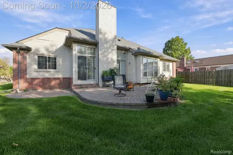 Other - 19046 Abbey Ct, Brownstown, MI 48193 photo 5 of 14