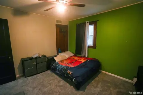 Bedroom - 25991 E Huron River Dr, Flat Rock, MI 48134 photo 11 of 12