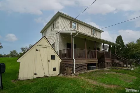 Exterior - 25991 E Huron River Dr, Flat Rock, MI 48134 photo 5 of 7