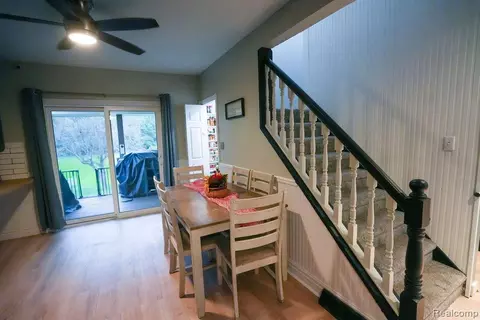 Entry Way - 25991 E Huron River Dr, Flat Rock, MI 48134 photo 5 of 7