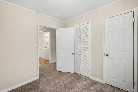 Bedroom - 4409 Cuthbertson St, Flint, MI 48507 photo 4 of 8
